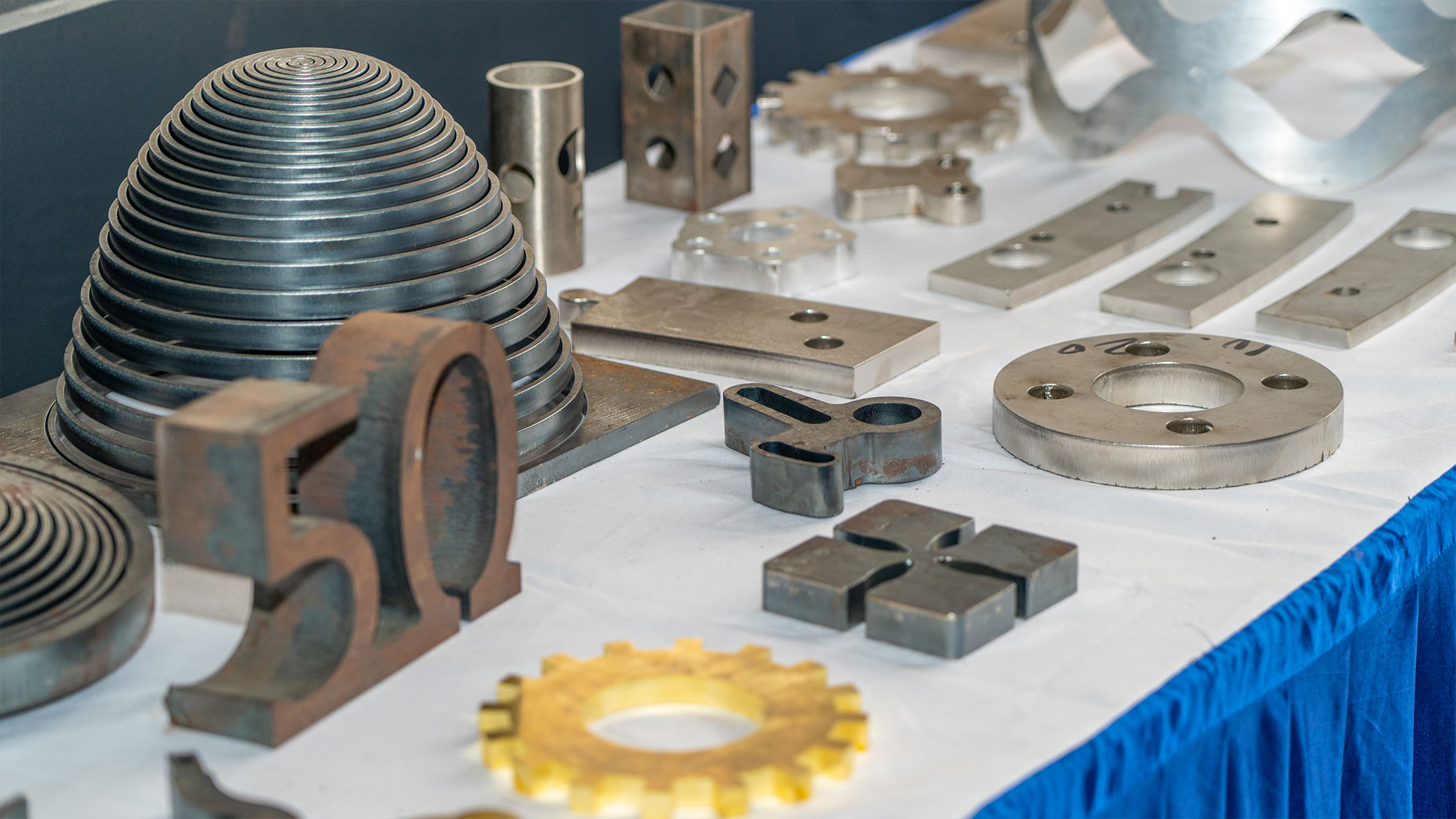 3000W單平臺激光切割機(jī)：中小企業(yè)高效加工優(yōu)選